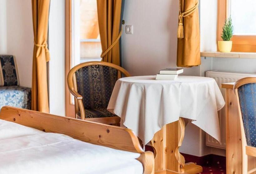 B&b Hotel Alpenrose Rooms & Apartments