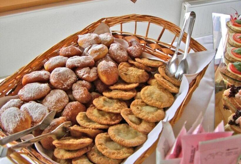 B&b Hotel Alpenrose Rooms & Apartments