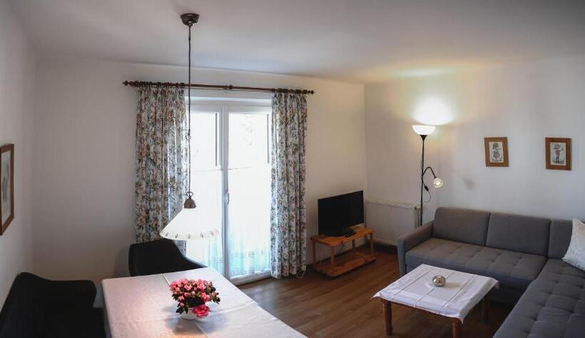 مبيت وإفطار Appartements Ferienwohnungen Alpenblick