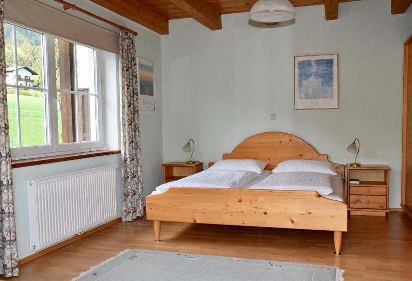 مبيت وإفطار Pension Hohenau