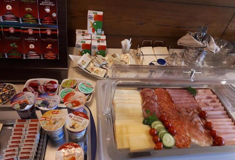 مبيت وإفطار Pension Kreuzinger, 5310 Tiefgraben