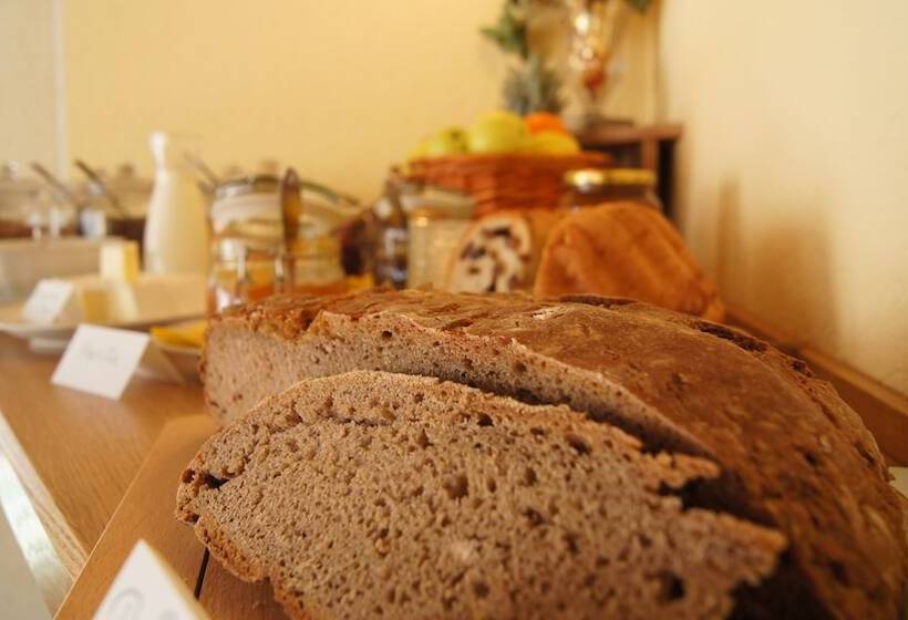 ベッドアンドブレックファースト Pension Südhang