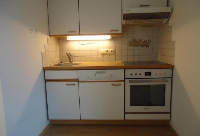 مبيت وإفطار Pension Wald