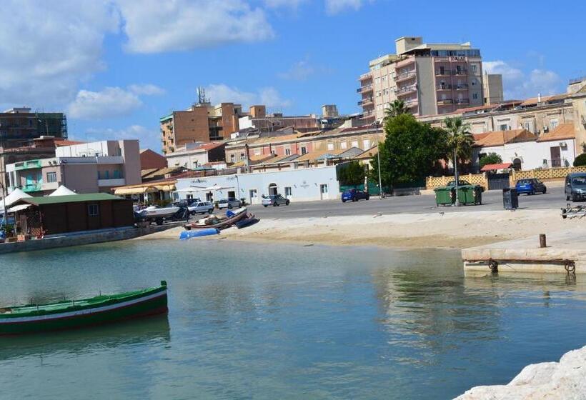 Boutique Hotel Molo S Lucia