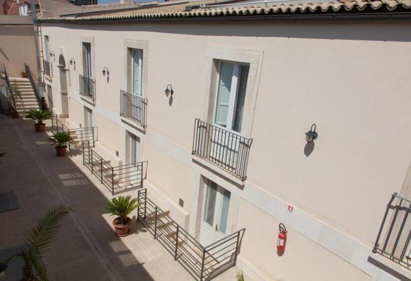 Boutique Hotel Molo S Lucia