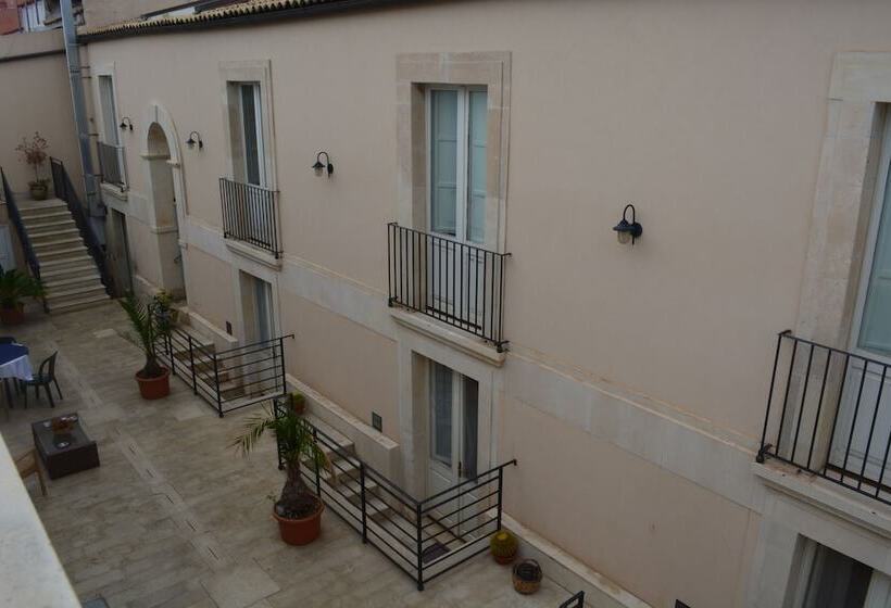 Boutique Hotel Molo S Lucia