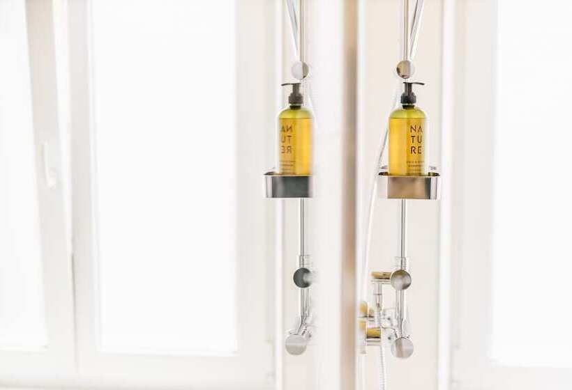 Boutiquehotel Caravella Velden By S4y