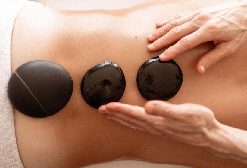 منتجع Das Ronacher Thermal Spa