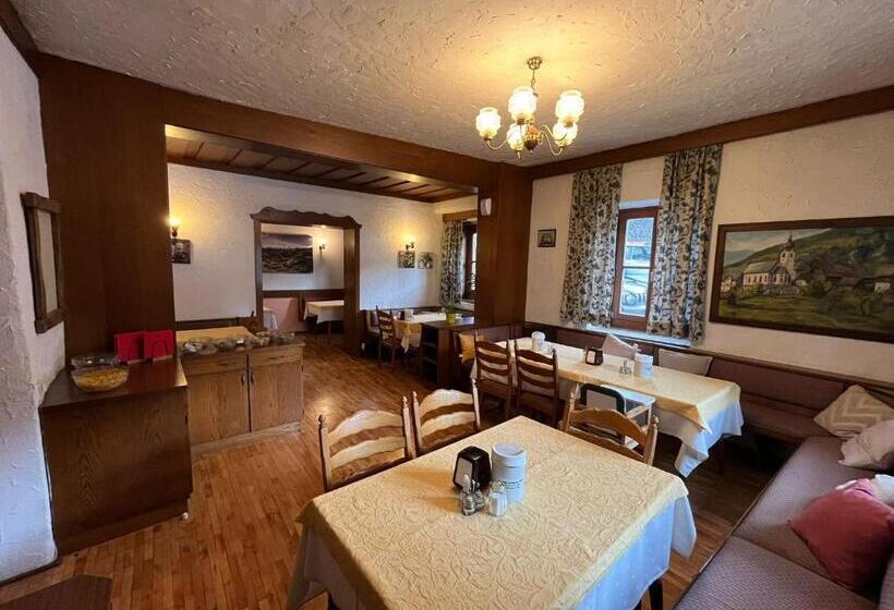 Gasthof Pension Alt Kirchheim