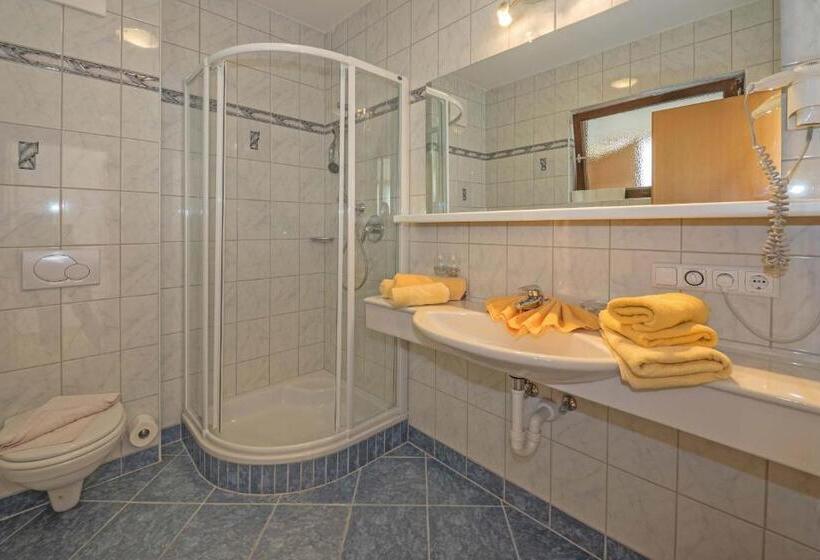 Haus Schluder   Familie Stanitzer