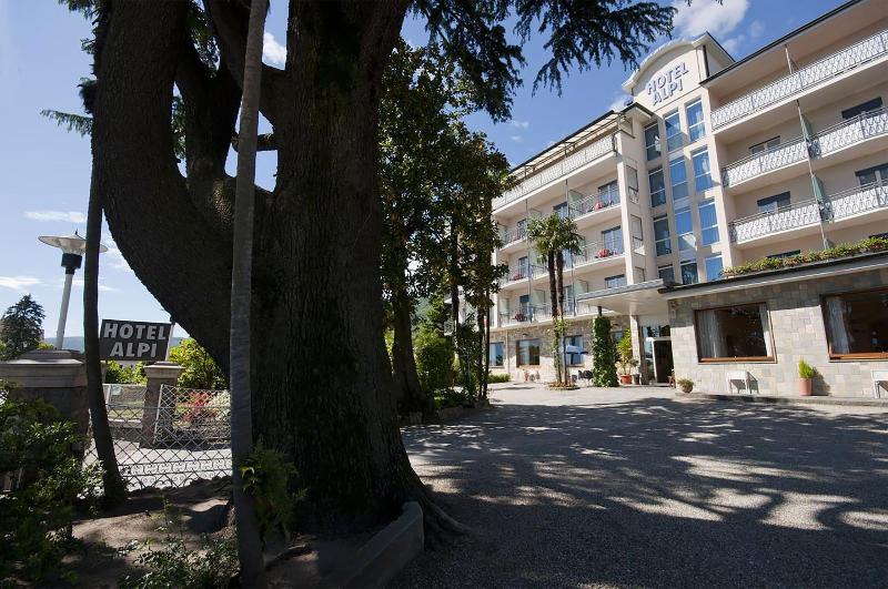 호텔 Alpi