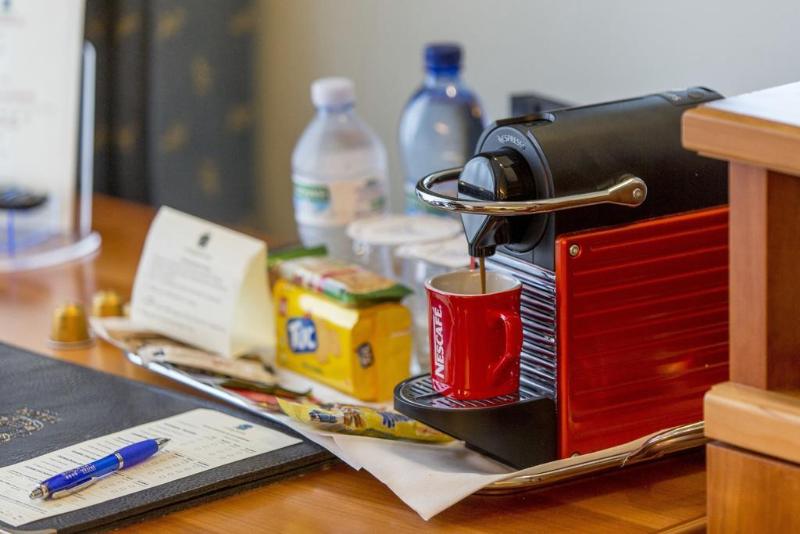 בית מלון כפרי Ambassador