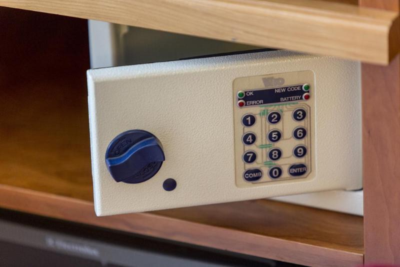 בית מלון כפרי Ambassador