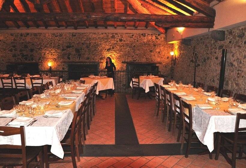 ホテル Antico Borgo Etneo Agriturismo