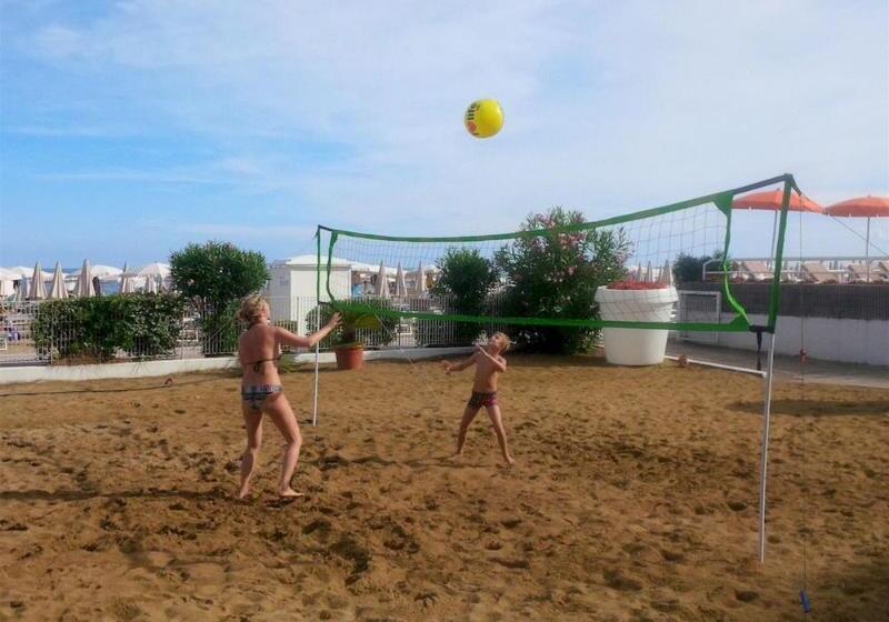 בית מלון כפרי Astor