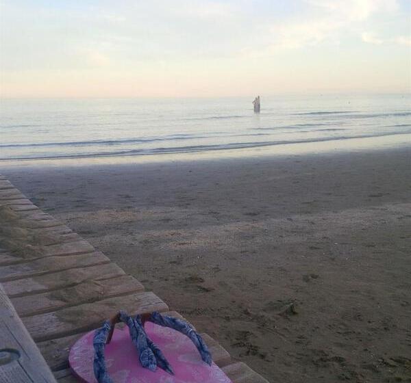 בית מלון כפרי Astor