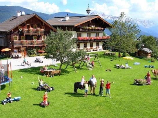 Bauernhof Familienparadies Ederbauer