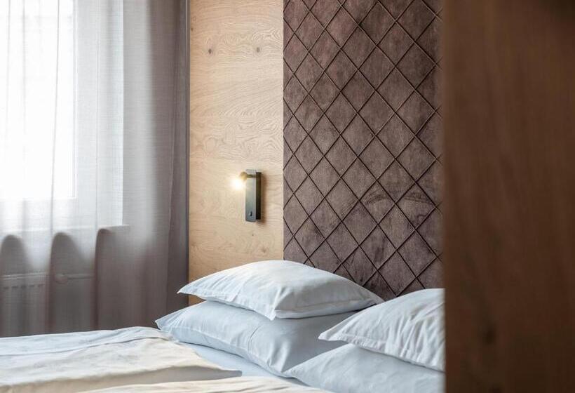 בית מלון כפרי Blitzburg