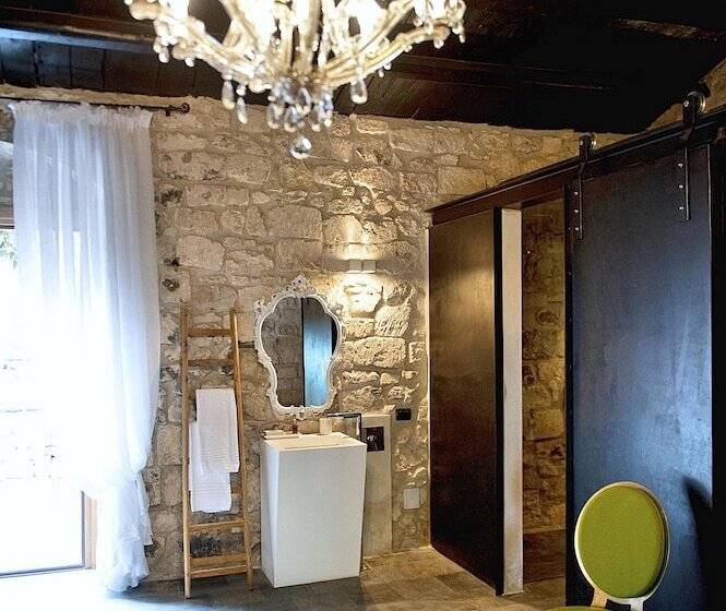 בית מלון כפרי Borgo Alveria