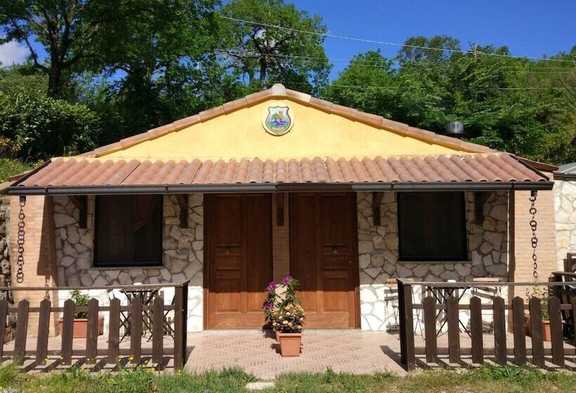 Отель Borgo Antico   Poggiòlo Del Principe