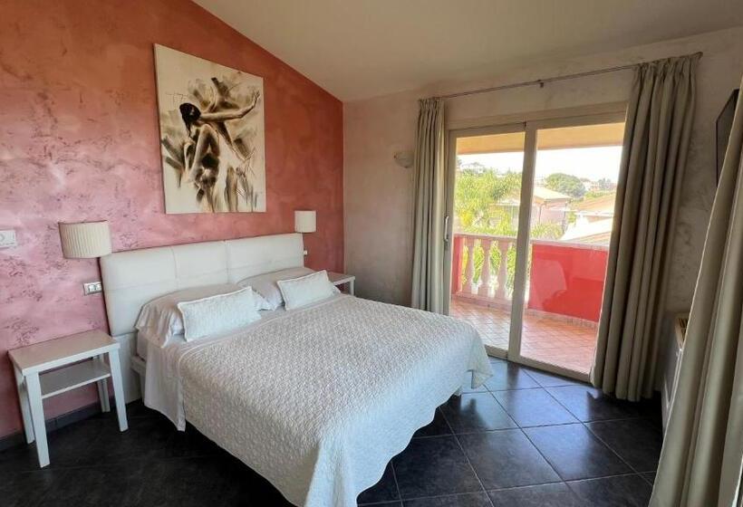 Отель Borgo Di Santa Barbara