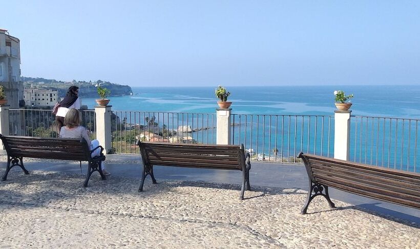 Отель Borgo Di Santa Barbara