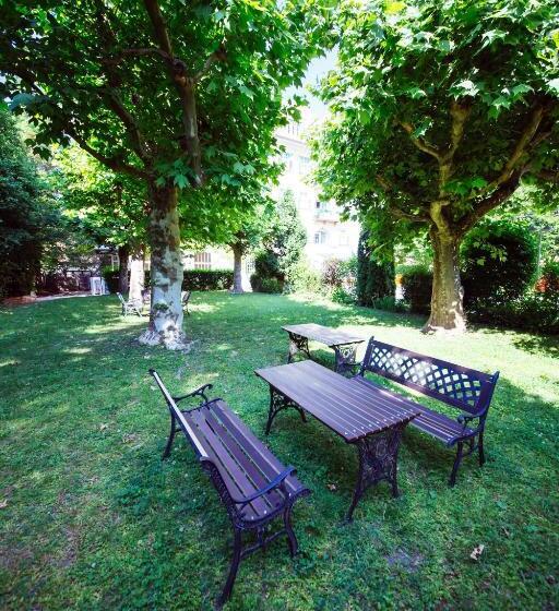 هتل Carinthia Velden