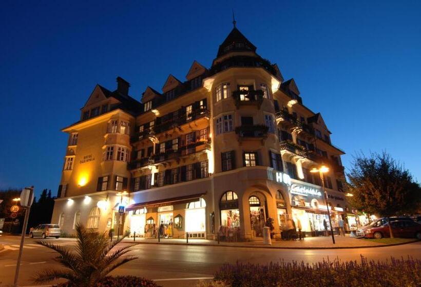 호텔 Carinthia Velden