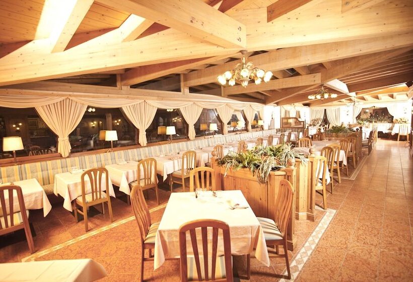 酒店 Europeo Alpine Charme & Wellness