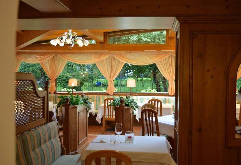 酒店 Europeo Alpine Charme & Wellness