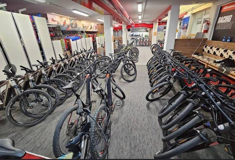 酒店 Europeo Alpine Charme & Wellness