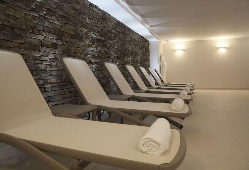 هتل Europeo Alpine Charme & Wellness