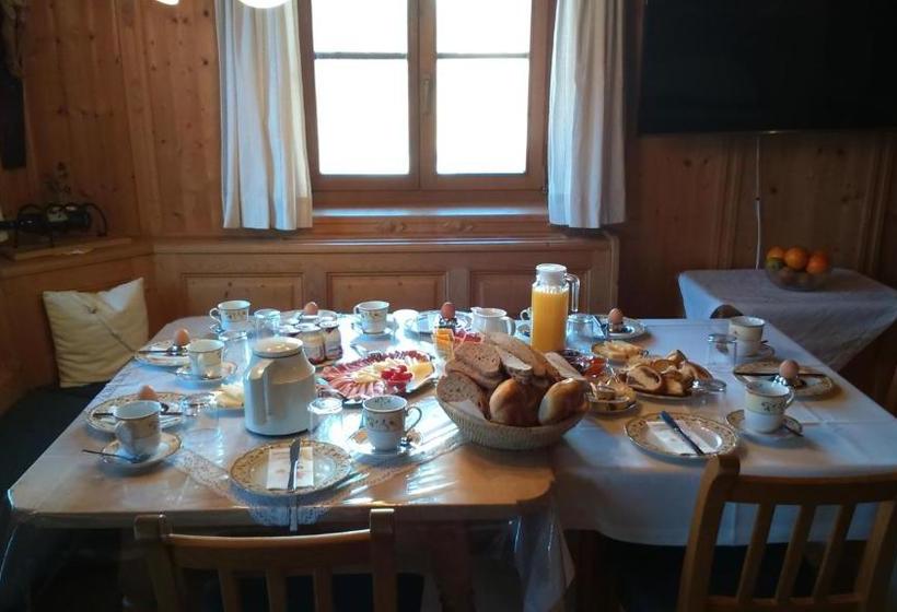 فندق Ferienwohnungen & Almhütten Gutwenger