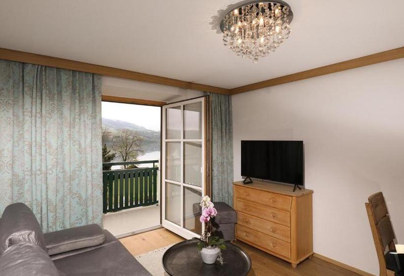 ホテル Garni Dorferwirt