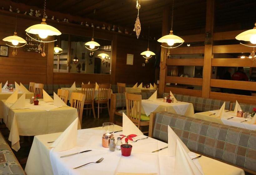 Hotel Gasthof Weissenbach