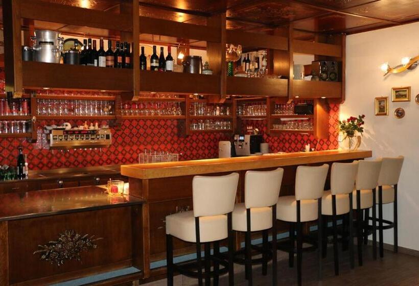 Hotel Gasthof Weissenbach