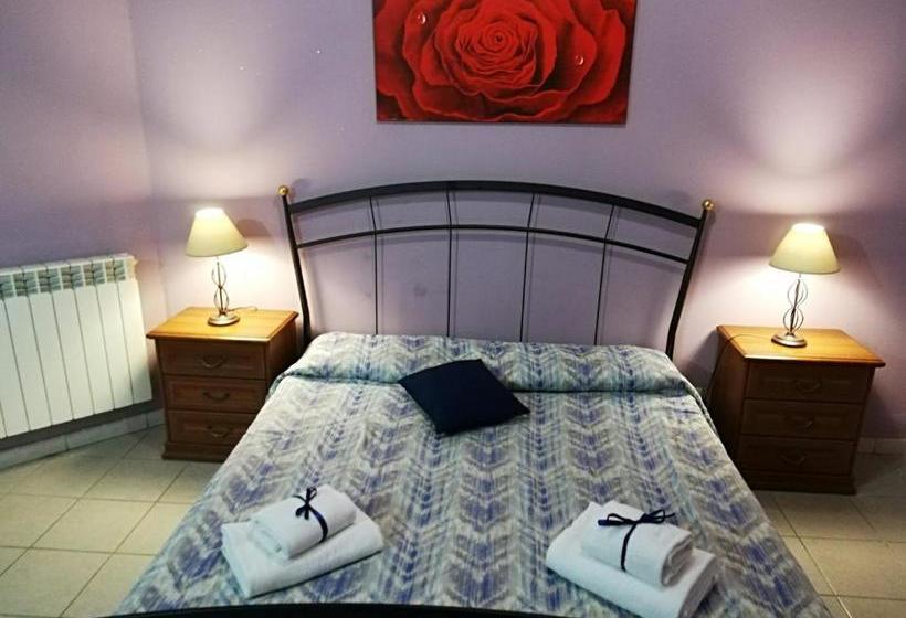 Отель B&b Girosa