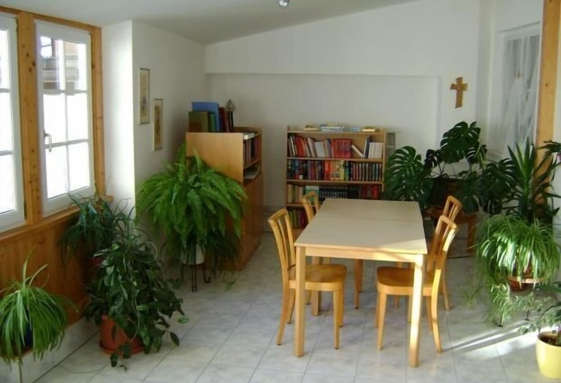 هتل Haus Franziskus