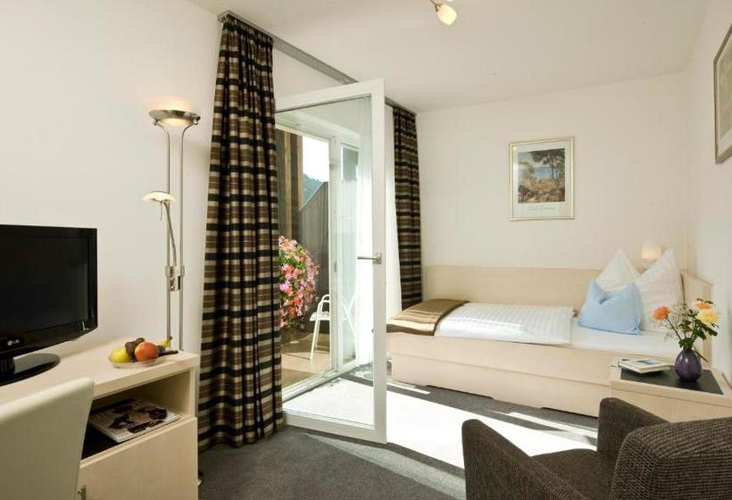 Отель Haus Maria