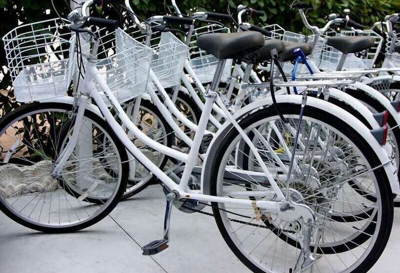 בית מלון כפרי Isola Di Caprera