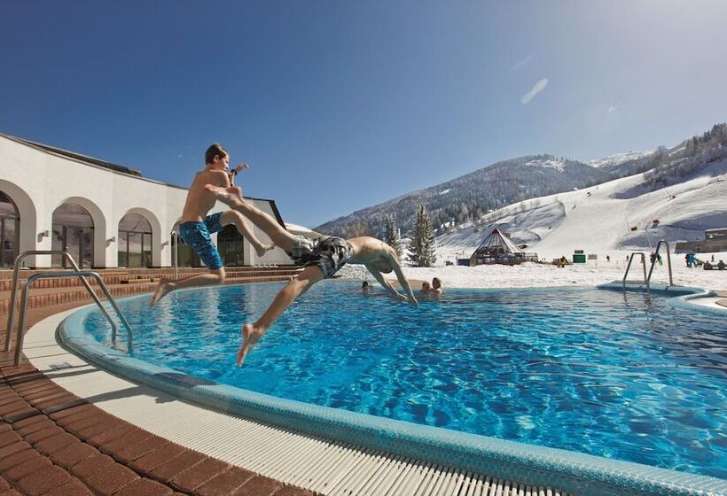 ホテル Kirchenwirt