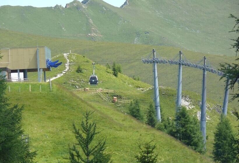 ホテル Kirchenwirt