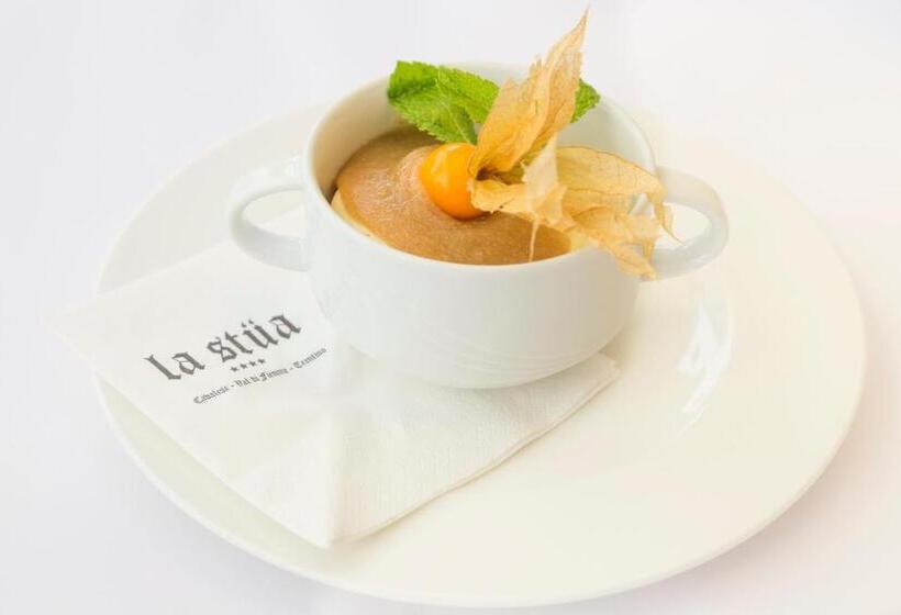 Historic Hotel Ristorante La Stua