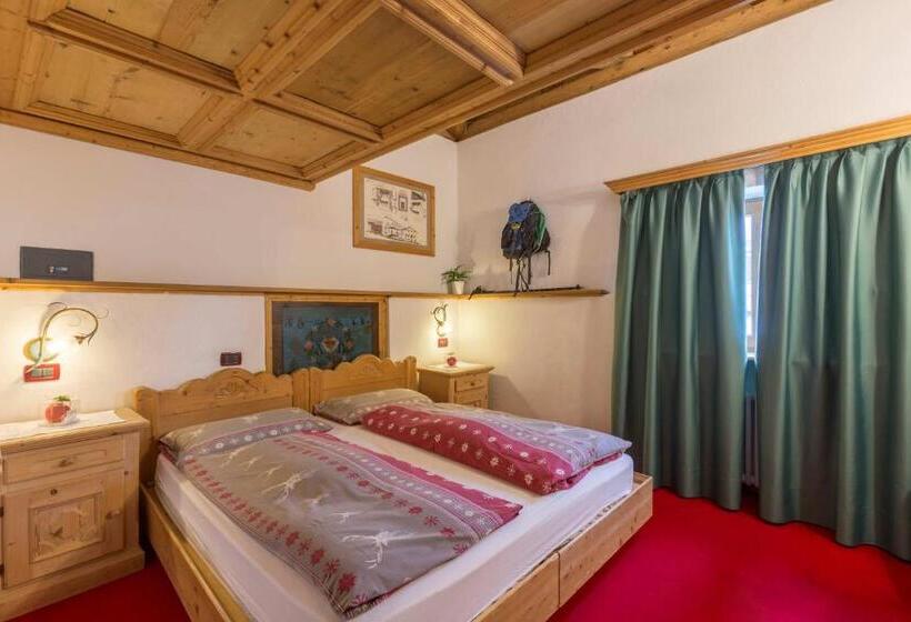 Historic Hotel Ristorante La Stua