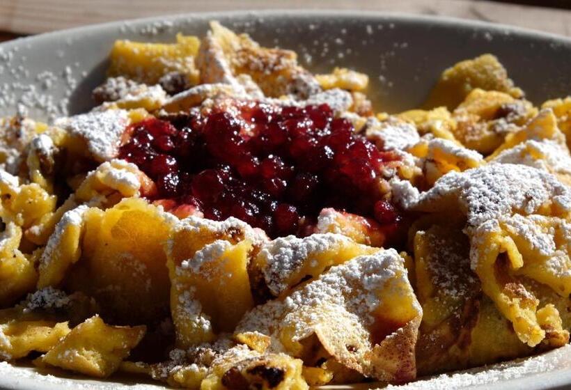 Historic Hotel Ristorante La Stua