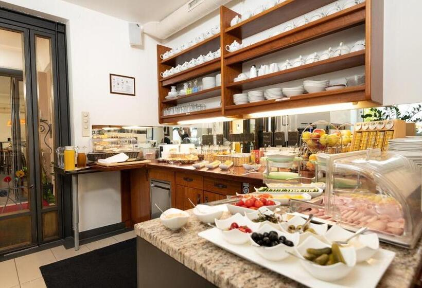 هتل Liebeteggerklagenfurt