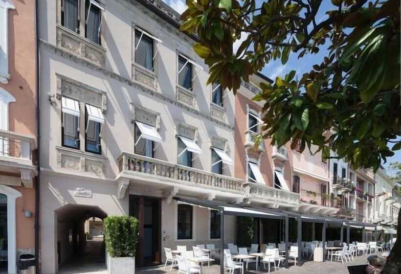 호텔 Locanda Del Benaco