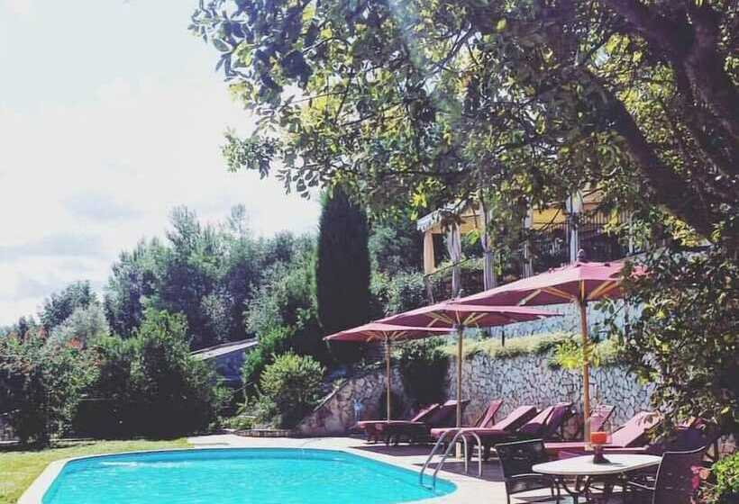 فندق Masseria La Chiusa Delle More