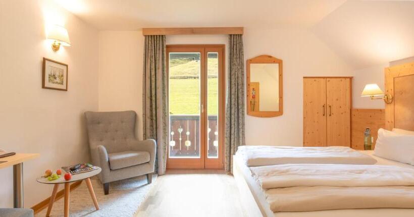 酒店 Nagglerhof Am Weissensee