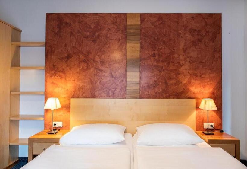 Parkhotel Zur Klause